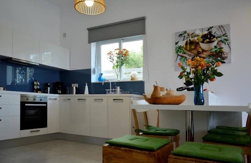 Daratsos Villa | Villa Patroklos seaview 1 minute from the beach ~ heated pool