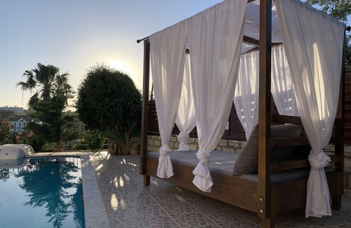 Rethymno Villa | Villa Pelagia ~Peaceful Location~Private Pool~BBQ~Sea & Mountain View