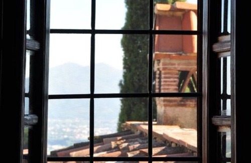 Lucca Villa | VILLA PERLA, rustic stone house with swimming pool