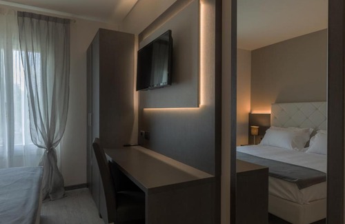 Novellara Hotel | Villa Petra