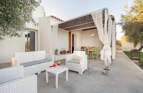 Noto Villa | Villa Petrosa - Independent villa with pool