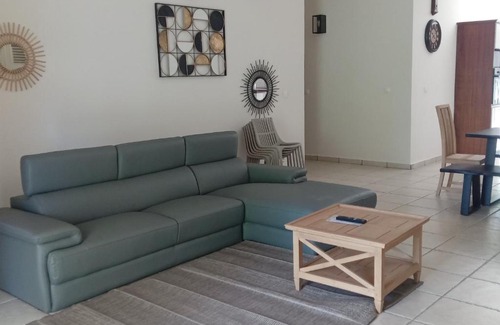 Grand-Bourg Villa | VILLA PIERMA
