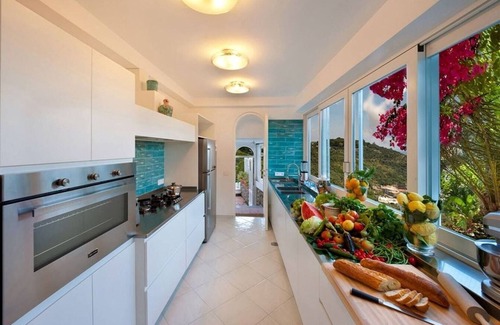 Marina del Cantone Villa | Villa Pippa - Private villa with pool and Jacuzzi