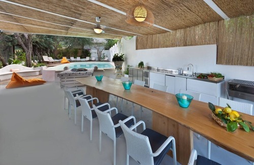 Marina del Cantone Villa | Villa Pippa - Private villa with pool and Jacuzzi