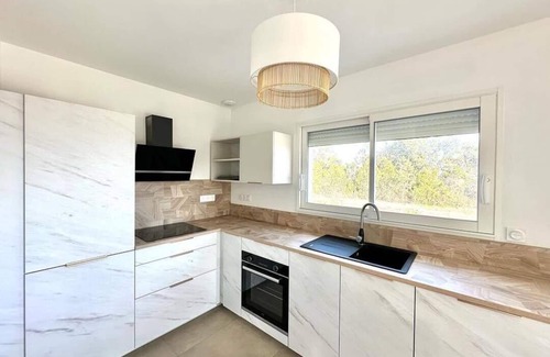 Solaro Villa | Villa Piscine Privée Mer à Pied 🤩
