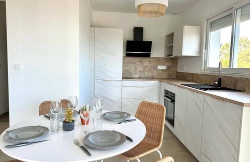 Solaro Villa | Villa Piscine Privée Mer à Pied 🤩