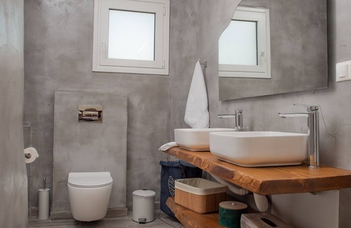 Faistos Villa | Villa Pnoe Seaside ★ Luxurious, Seafront & Private