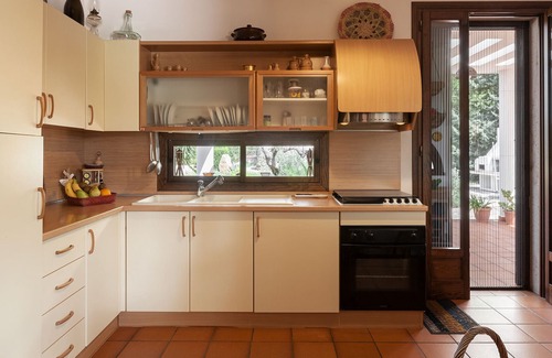 Parabita Villa | Villa pool tennis 5 bedrooms AirCon WiFi m141