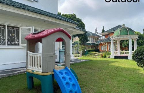 Cipanas Villa | Villa Puncak Resort Cipanas