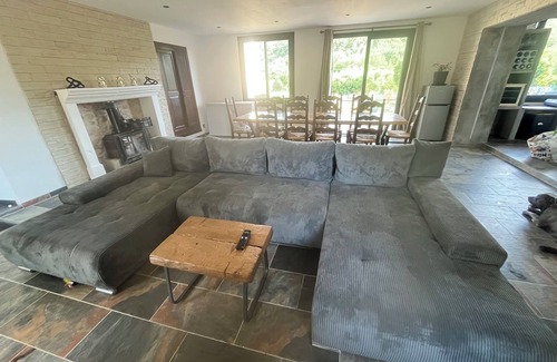 Laval-Saint-Roman House | Villa Ramos. Pets allowed! 5 min from Saint Martin d'Ardèche.
