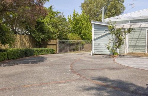 Masterton House | Villa Retreat