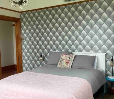 Masterton House | Villa Retreat