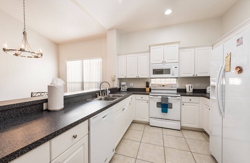 Tuscan Hills House | Villa REVO Orlando: all-in-one, inclusive 5 star vacation, close to Disney!