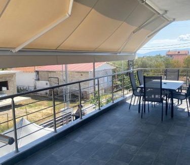 Ofrinion Villa | Villa ROMEO