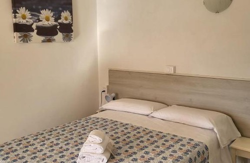 Loano Bed & Breakfast | Villa rosa