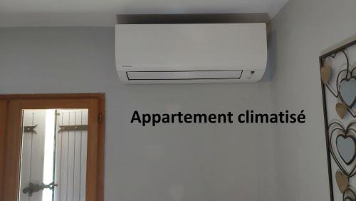 La Roque-sur-Ceze Apartment | Villa Sénégas