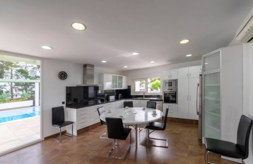 Ciudadela Villa | VILLA SANTANDRIA - Magnificent house with private pool. Free Wi-Fi.