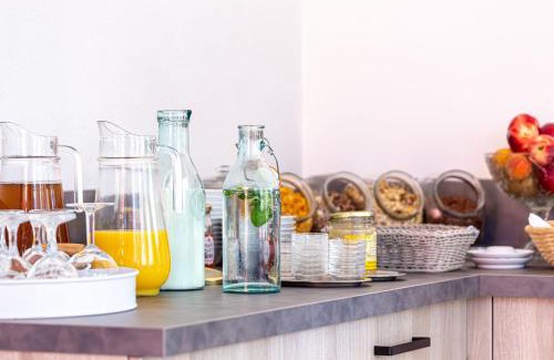 Bad Schlema Bed & Breakfast | Villa Sachsenhof - Pension - Frühstück buchbar - nur 700m vom Gesundheitsbad ACTINON