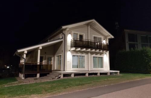 Rauha Villa | Villa Saimaan Valo