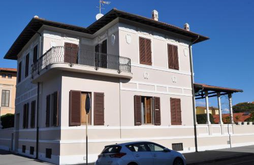 Marina di Pisa Apartment | Villa Salvini