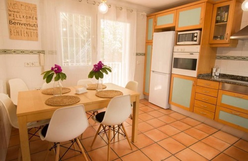 Altea Villa | Villa 'Samar Altea Grupo Terra De Mar' with Sea View, Wi-Fi and Air Conditioning