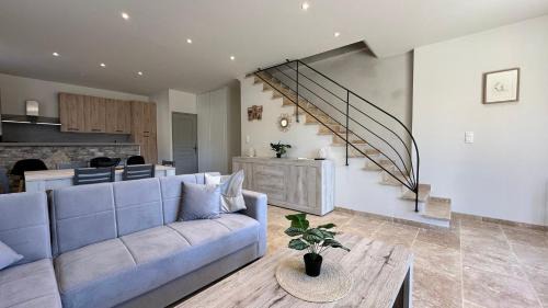 Tarascon Villa | Villa Sarde, villa entière avec parking