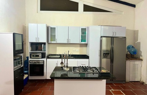Apulo House | VILLA SARI