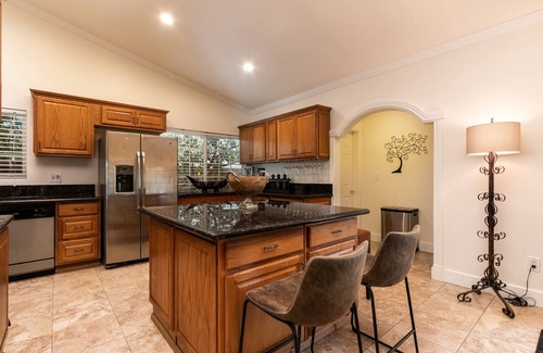 Woodland Hills House | Villa Sausalito - Newly Designed 4BR House w/POOL by Topanga