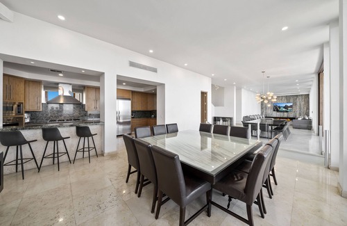 Pedregal Villa | Villa Savina - Luxury Ocean View | 80' Infinity Pool | Fully Staffed