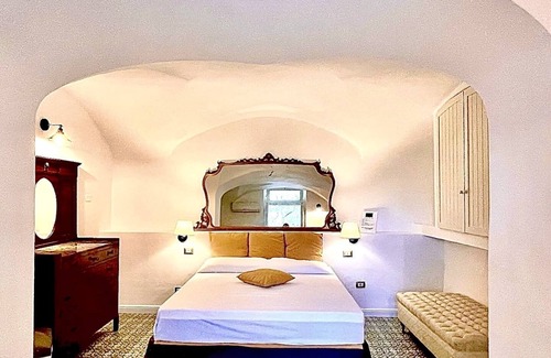 Santa Caterina House | Villa Scinata Historic House