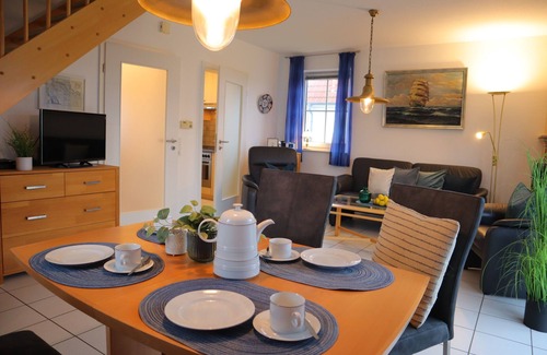 Dorumer Neufeld House | Villa "Seeadler" - your idyllic retreat on the North Sea coast
