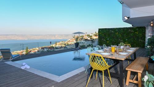 Tiberias Villa | Villa Selavi Private Infinity Pool
