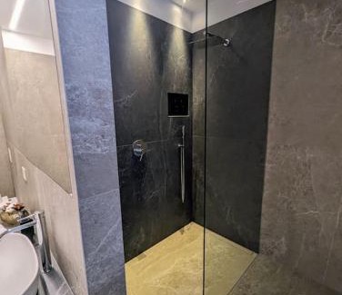 Riva del Garda Apartment | Villa Sembenini Suite with Balcony or terrace