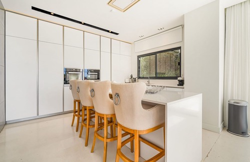New Golden Mile Villa | Villa Serena