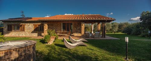 Castagneto Carducci Villa | Villa Siloral Blu