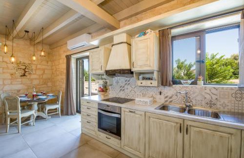 Kato Stalos Villa | Villa Sirocos