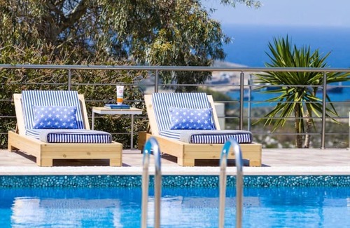 Kalathas Villa | Villa Sky with 3 bedrooms & private pool