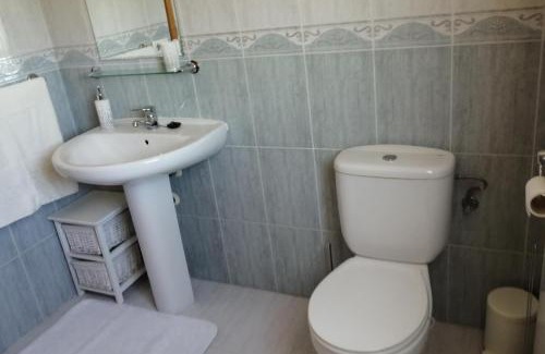 Arboleas Villa | Villa - Sleeps 4 - Pool - Patio - Parking
