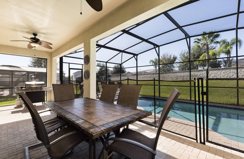 Windsor Hills House | Villa Sonrisa - 5 Bedroom/5 Bath Luxury, Minutes To Disney In Windsor Hills