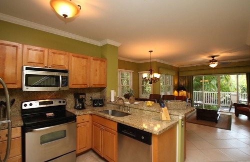 Marathon House | Villa Special-October through 10/23 ntly 199 - Boat Slip, Cabana Club Included