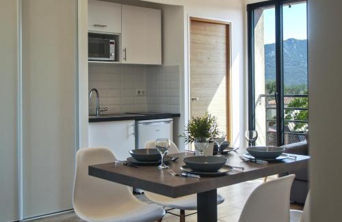 Gemenos Apartment | Villa St Ange