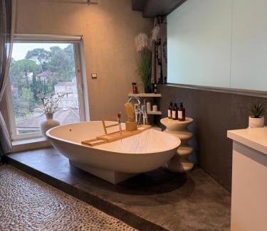 La Ciotat House | Villa St Jean SUITE Romantique