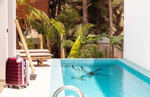 Kalathas Villa | Villa Starlight, a stunning maisonette designed for relaxation.