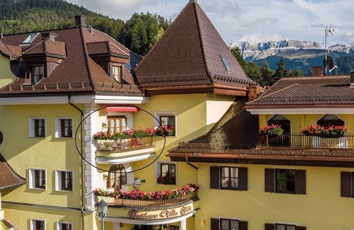 Ortisei Apartment | "Villa Stella Apartment N 60" near the ski lifts with Wi-Fi, balcony and garden