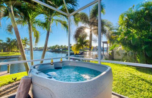 Pelican Villa | VILLA SUENO AMERICANO - 3 BEDS - 3 BATHS - 6 GUESTS - GULF ACCESS & POOL/SPA - INCL.10%OFF BOAT RENTAL