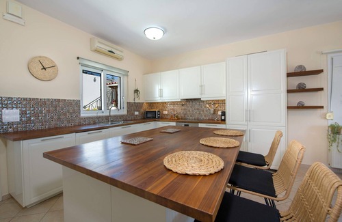Exopoli Villa | Villa Summer Time - Jacuzzi, Pool , BBQ and amazing sea view