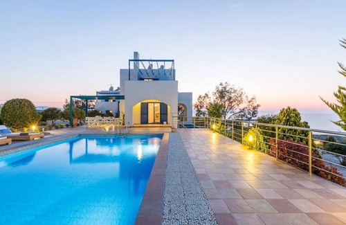 Kalathas Villa | Villa Sun in Kalathas with amazing sea view!