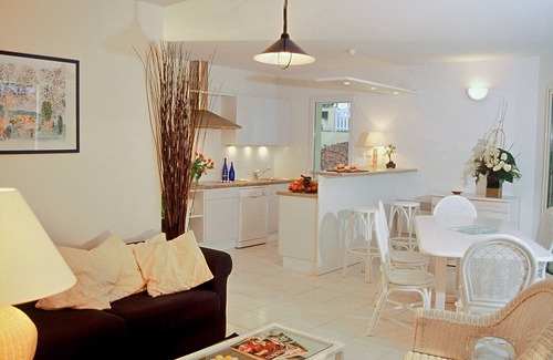 Lacanau-Ocean Villa | Villa supérieure pour 4 | Piscine privée | Jardin