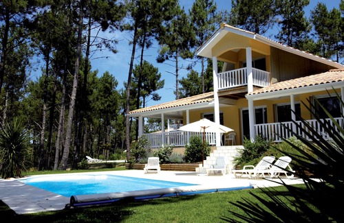 Lacanau-Ocean Villa | Villa supérieure pour 4 | Piscine privée | Jardin