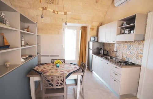 Monopoli Apartment | Villa Susca - The fisherman's house villa on the sea of Monopoli near the city